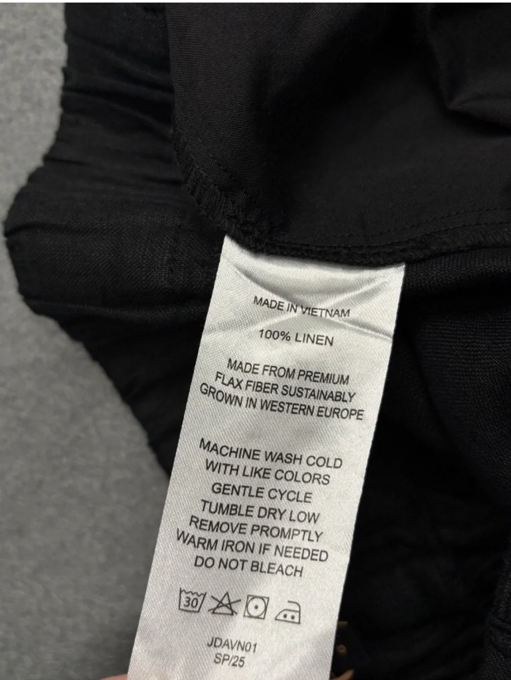 Quince 100% European Linen Pleated Trouser in Black Size 8